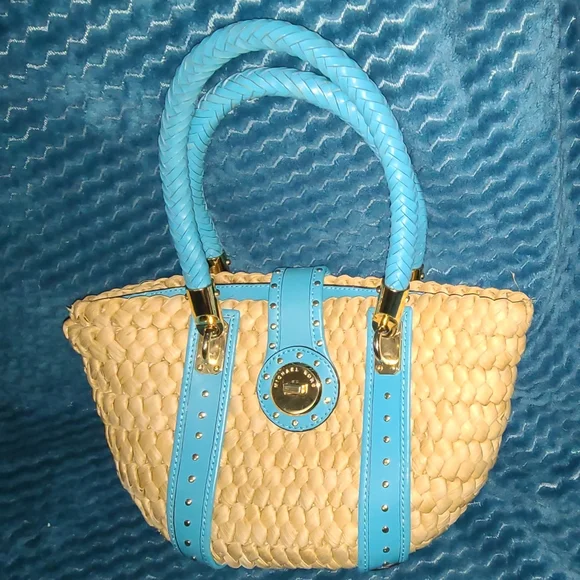 Michael Kors Woven Tan and Blue Shoulder Bag - Picture 9 of 12